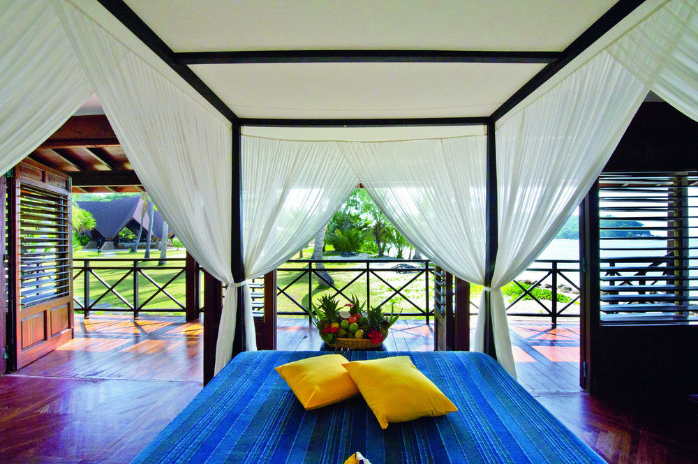 New Emerald Cove Hotel Baie Sainte-Anne Extérieur photo