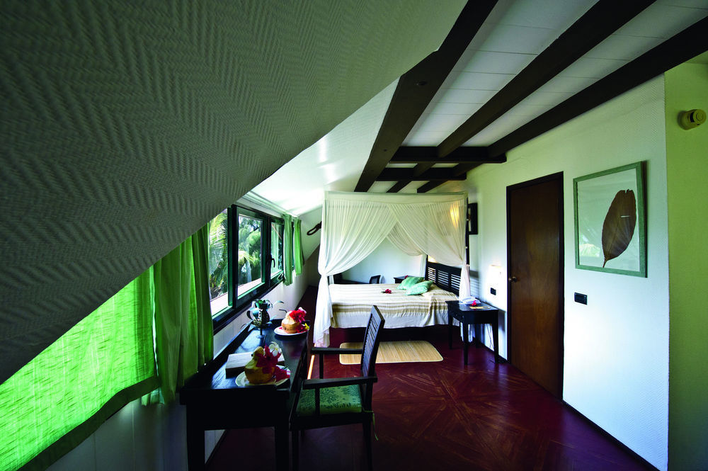 New Emerald Cove Hotel Baie Sainte-Anne Extérieur photo