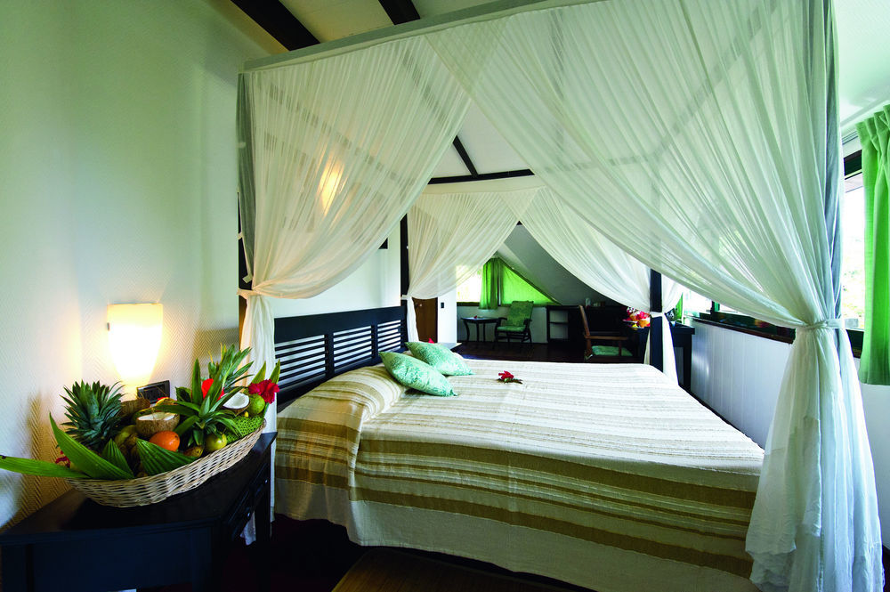 New Emerald Cove Hotel Baie Sainte-Anne Extérieur photo