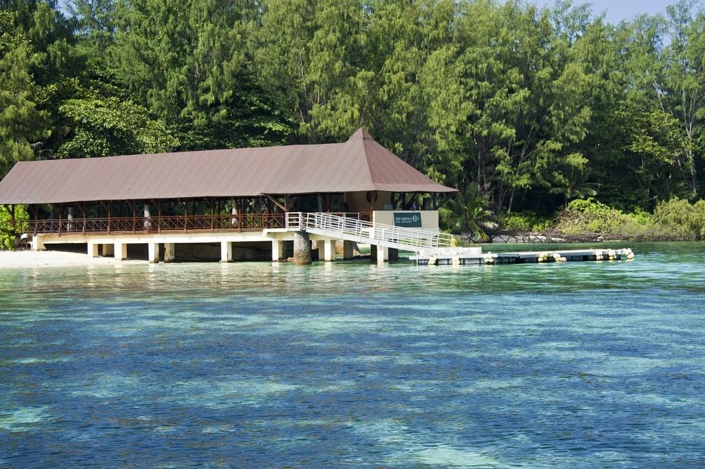 New Emerald Cove Hotel Baie Sainte-Anne Extérieur photo
